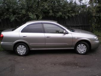 2003 Nissan Bluebird Sylphy Photos