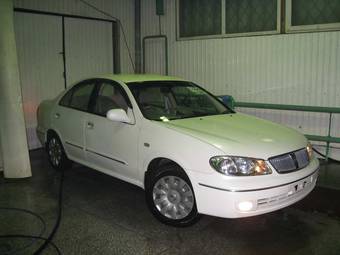 2003 Nissan Bluebird Sylphy Photos