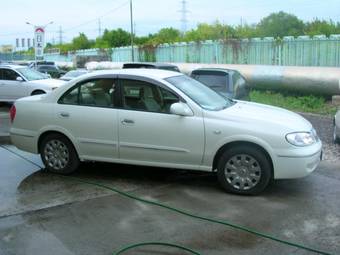 2003 Nissan Bluebird Sylphy Photos