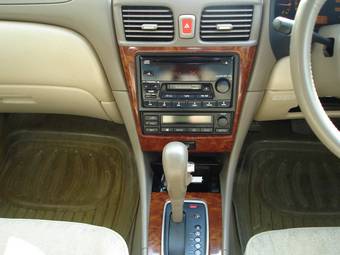 2003 Nissan Bluebird Sylphy Pictures