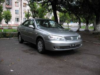 2003 Nissan Bluebird Sylphy Photos