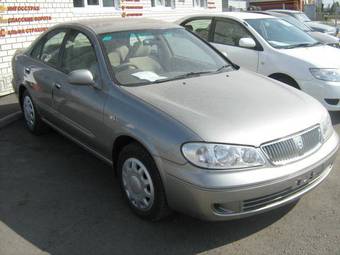 2003 Nissan Bluebird Sylphy Photos