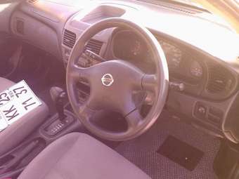 2004 Bluebird Sylphy