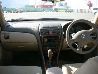 2004 Nissan Bluebird Sylphy Photos