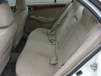 2004 Nissan Bluebird Sylphy Pictures