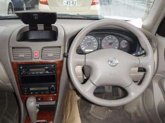 2004 Nissan Bluebird Sylphy Pictures