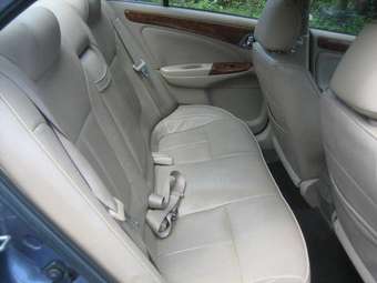 2004 Nissan Bluebird Sylphy Photos