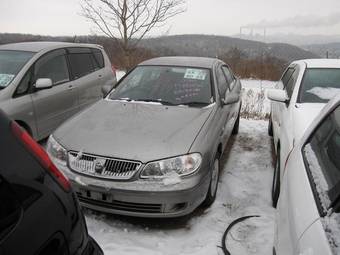 2004 Nissan Bluebird Sylphy Images