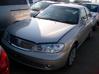 2004 Nissan Bluebird Sylphy Photos