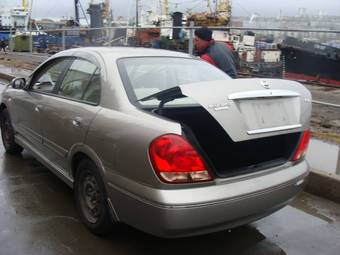 2004 Nissan Bluebird Sylphy Pics