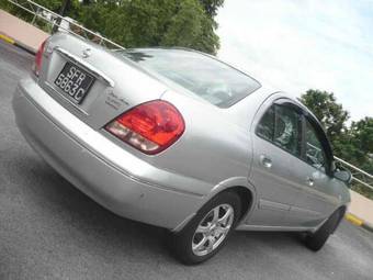 2004 Nissan Bluebird Sylphy Pics