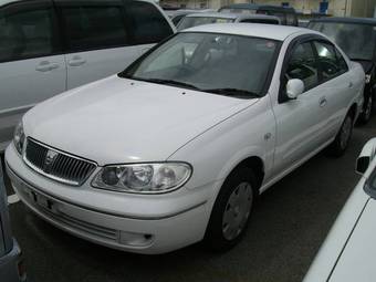 2004 Nissan Bluebird Sylphy Pictures