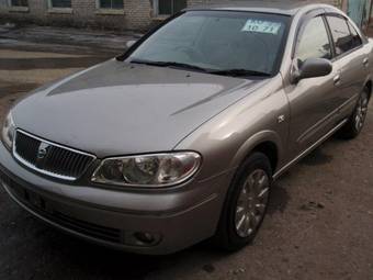 2004 Nissan Bluebird Sylphy Pictures