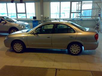 2004 Nissan Bluebird Sylphy Pictures