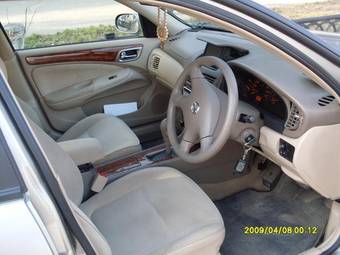 2004 Nissan Bluebird Sylphy Photos