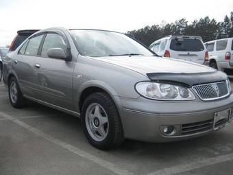 2004 Nissan Bluebird Sylphy Pictures