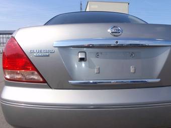 2004 Nissan Bluebird Sylphy Images