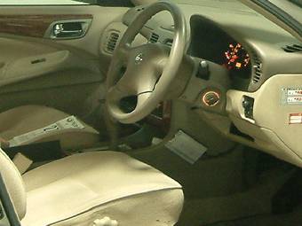 2004 Nissan Bluebird Sylphy Pictures