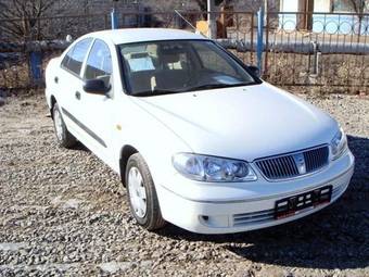 2004 Nissan Bluebird Sylphy Photos