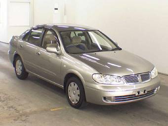 2004 Nissan Bluebird Sylphy Pictures