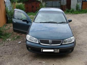 2004 Nissan Bluebird Sylphy Pics