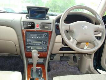 2004 Nissan Bluebird Sylphy Pictures