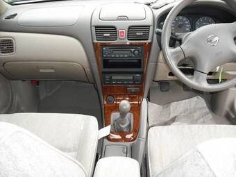 2004 Nissan Bluebird Sylphy Pictures