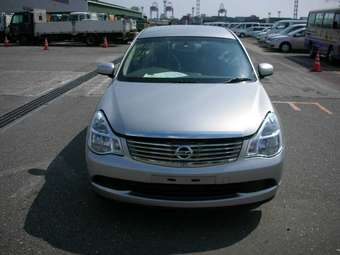 2005 Nissan Bluebird Sylphy Photos