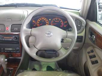 2005 Nissan Bluebird Sylphy Photos