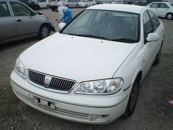 2005 Nissan Bluebird Sylphy Photos