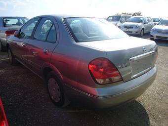 2005 Nissan Bluebird Sylphy Images