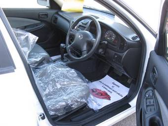 2005 Nissan Bluebird Sylphy Photos