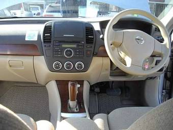 2005 Nissan Bluebird Sylphy Photos