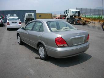 2005 Nissan Bluebird Sylphy Photos