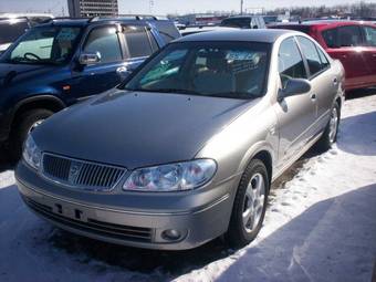 2005 Nissan Bluebird Sylphy Photos