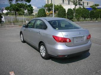 2005 Nissan Bluebird Sylphy Images