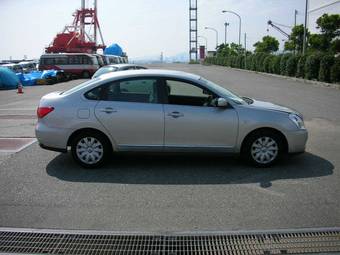 2005 Nissan Bluebird Sylphy Pics