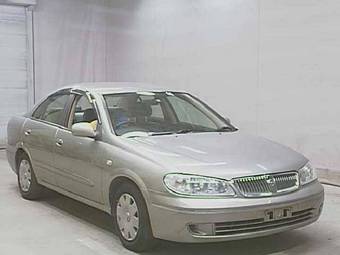 2005 Nissan Bluebird Sylphy Photos