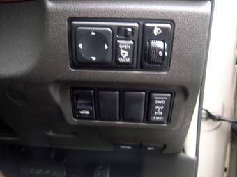 2006 Nissan Bluebird Sylphy Images