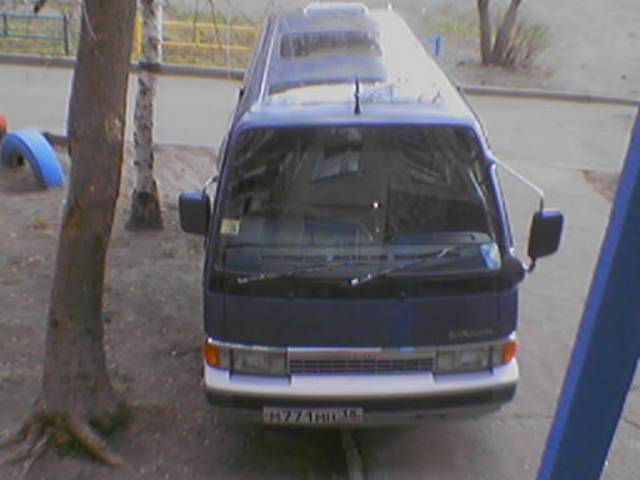 1989 Nissan Caravan