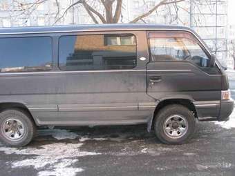 Nissan Caravan