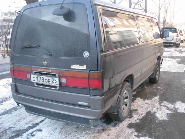 1995 Nissan Caravan