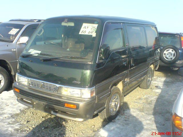 1995 Nissan Caravan