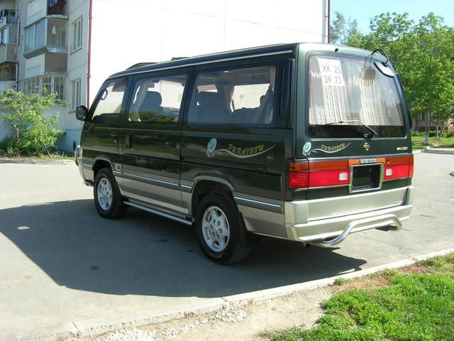 1995 Nissan Caravan