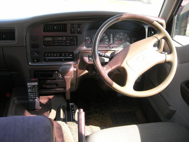 1995 Nissan Caravan