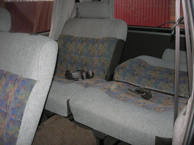 1996 Nissan Caravan