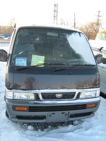 1996 Nissan Caravan