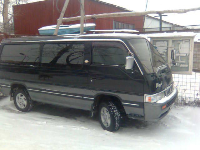 1996 Nissan Caravan