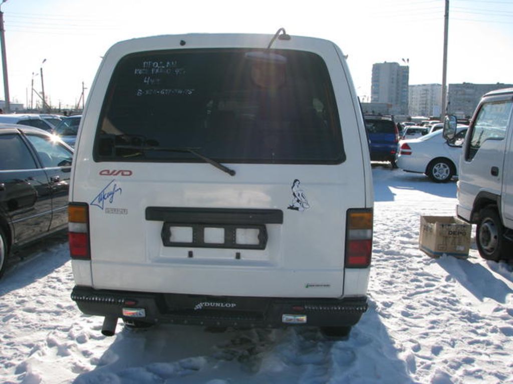 1997 Nissan Caravan