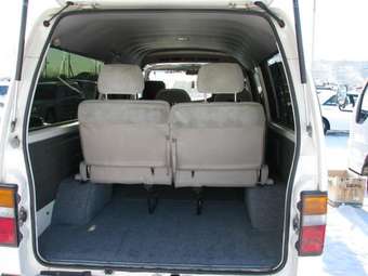 Nissan Caravan